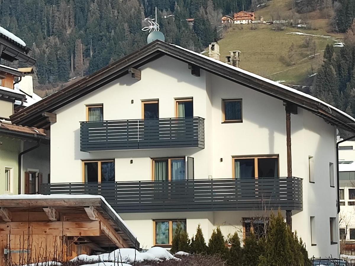 Appartements Stoll San Candido Bagian luar foto