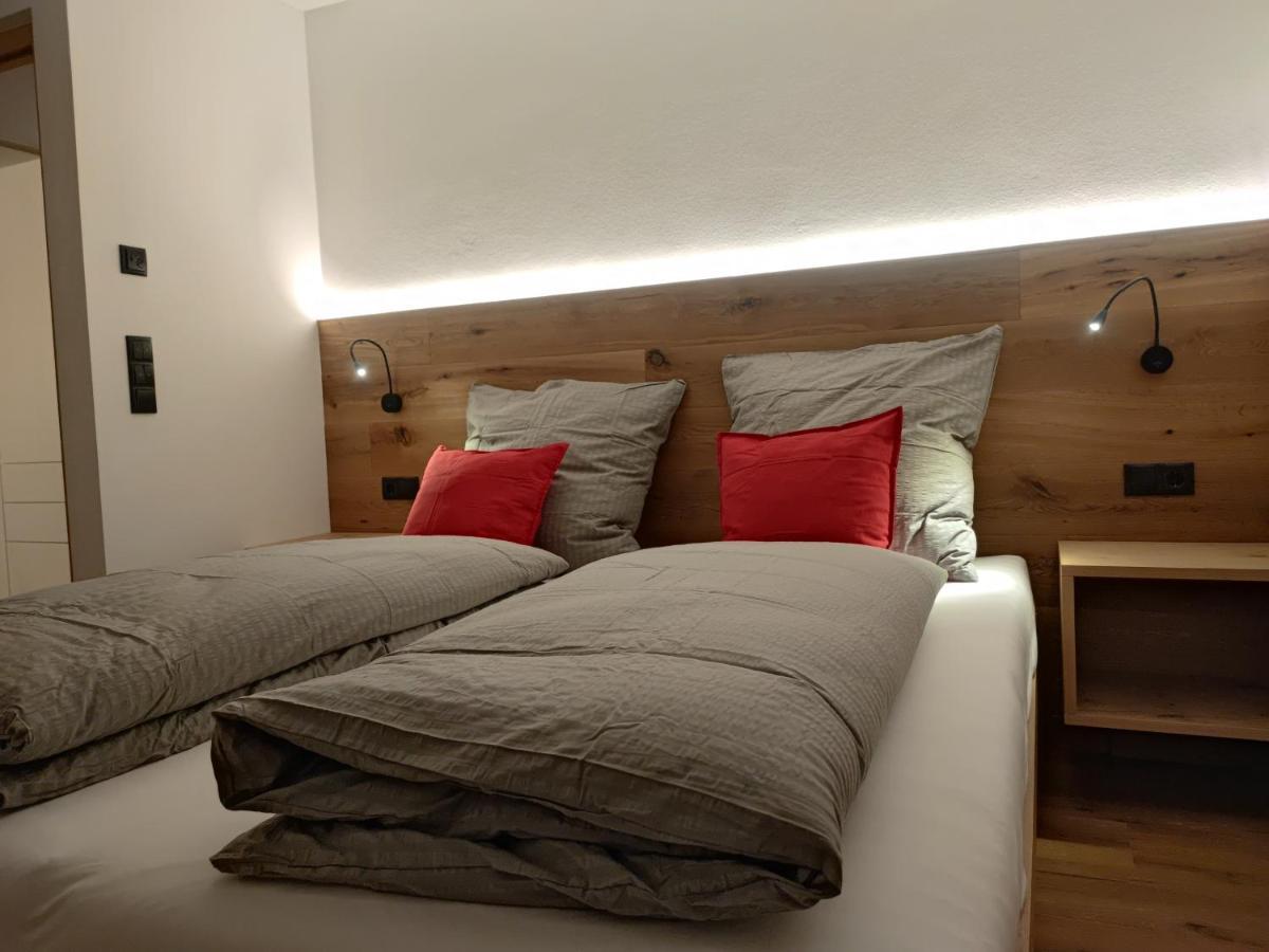 Appartements Stoll San Candido Bagian luar foto