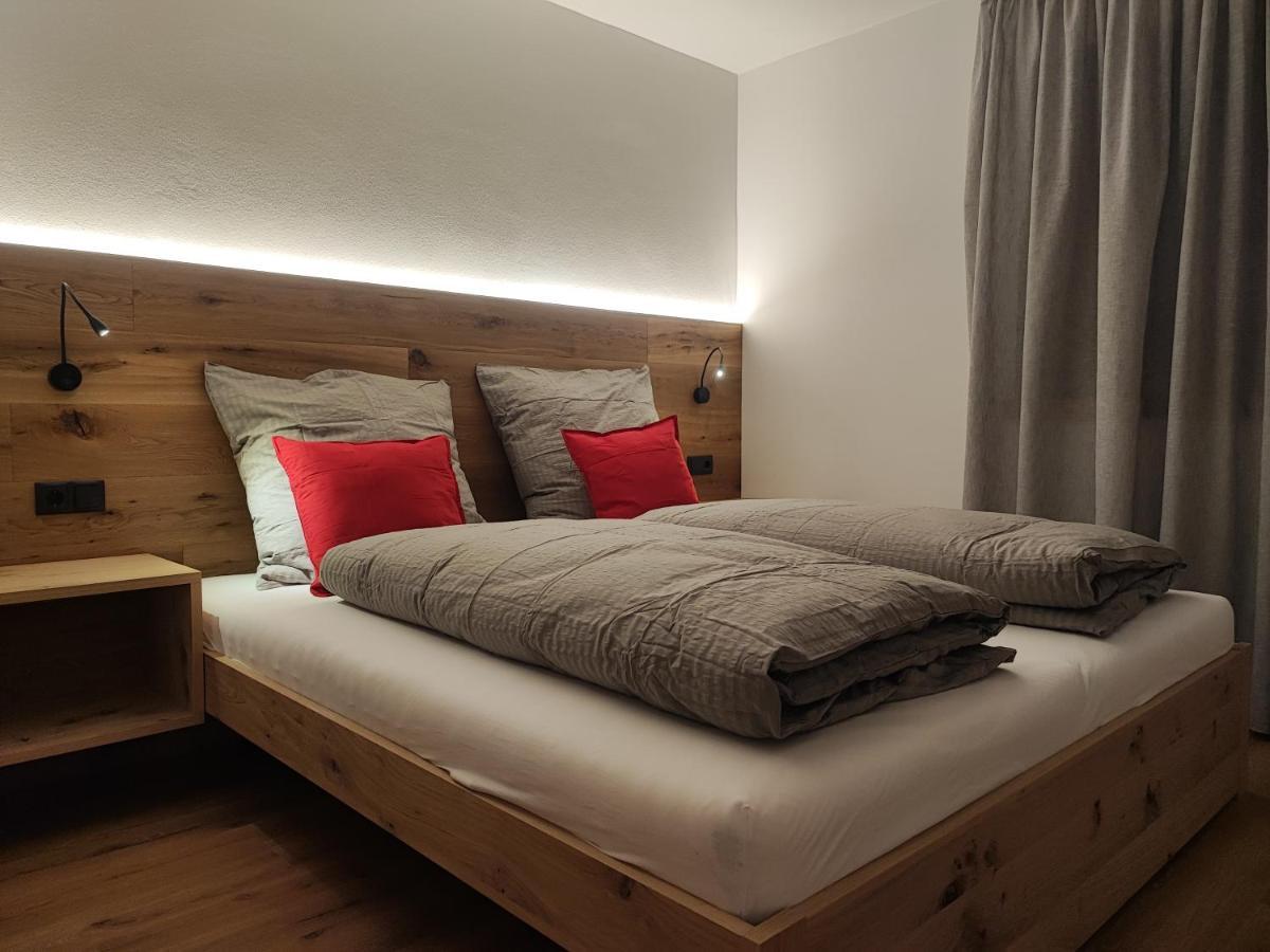 Appartements Stoll San Candido Bagian luar foto