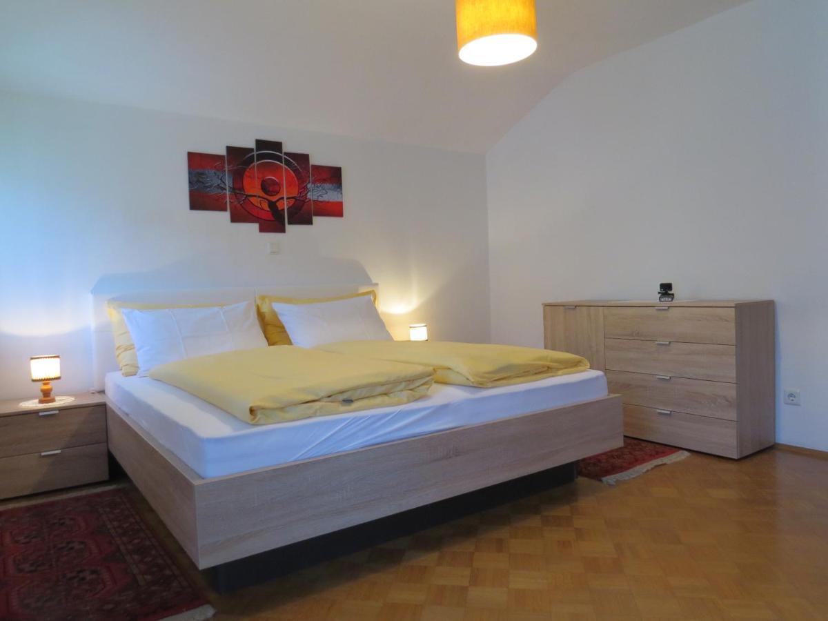 Appartements Stoll San Candido Bagian luar foto